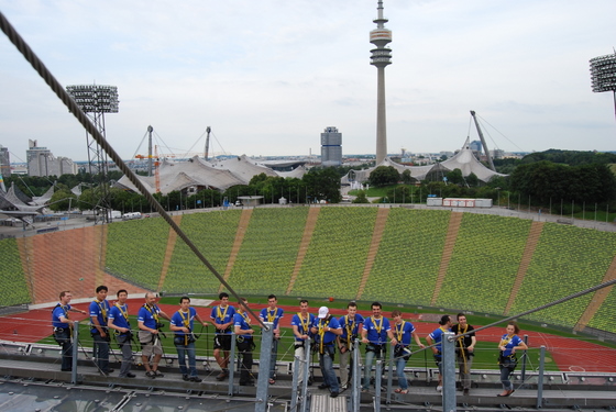 MOA 2009