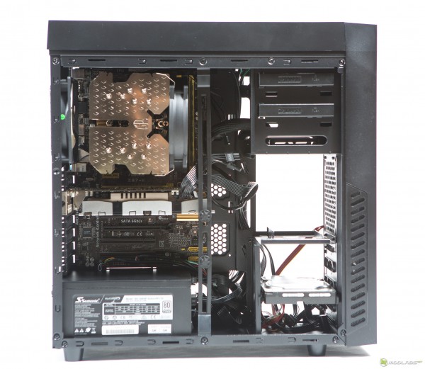 ZALMAN R1