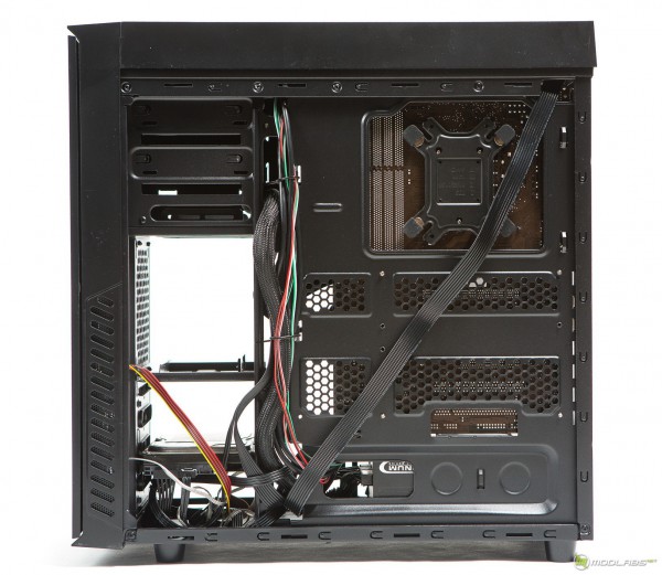 ZALMAN R1