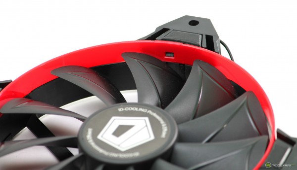 ID-Cooling FrostFlow 120L