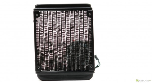 ID-Cooling FrostFlow 120L