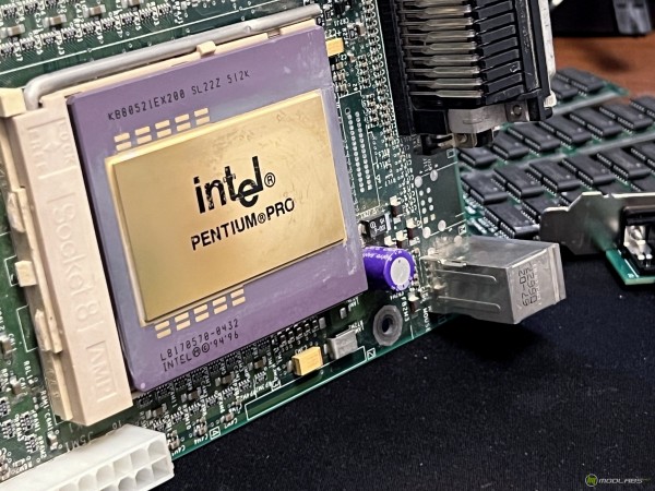 Intel Pentium Pro 200 MHz