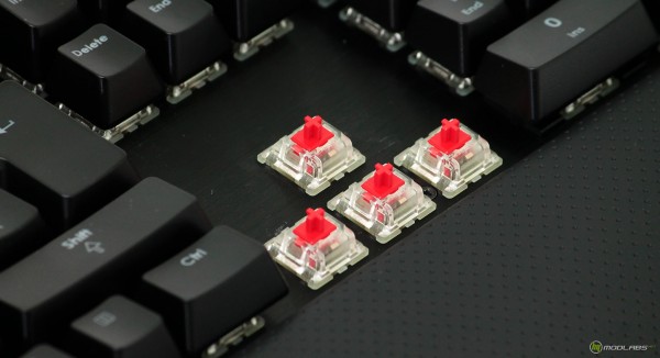 Corsair K70 RGB
