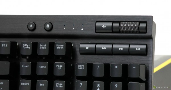 Corsair K70 RGB