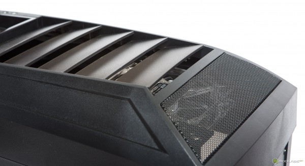 ZALMAN Z11 Neo