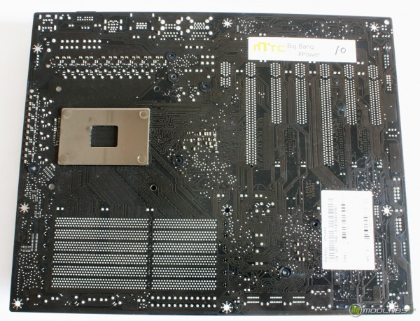 msi big-bang xpower - bottom view