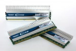 Комплект оперативной памяти DDR-3 производства компании Kingmax