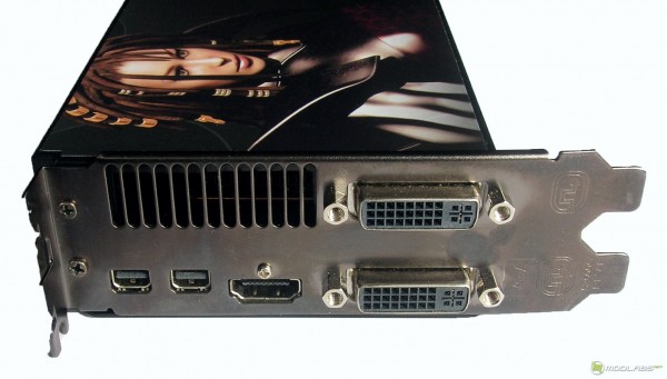 Sapphire Radeon HD6950 - interfaces