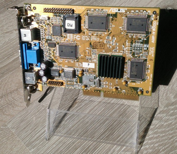 ASUS V3000 4Mb