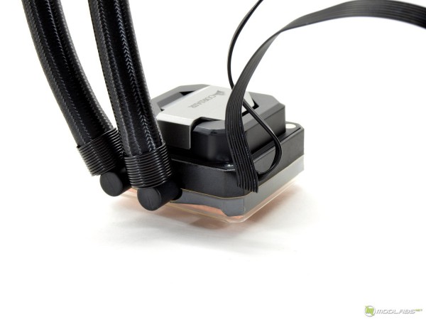 Corsair_H110i_25