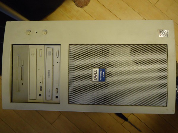 dell poweredge 2200