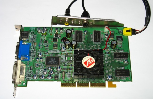 Sapphire Ati Radeon 8500 64Mb VIVO