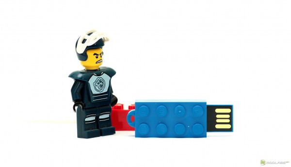 PNY - LEGO 16GB USB 2.0