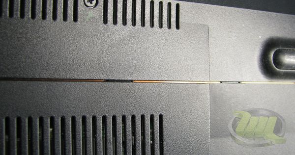 RoverBook Voyager V555VHB