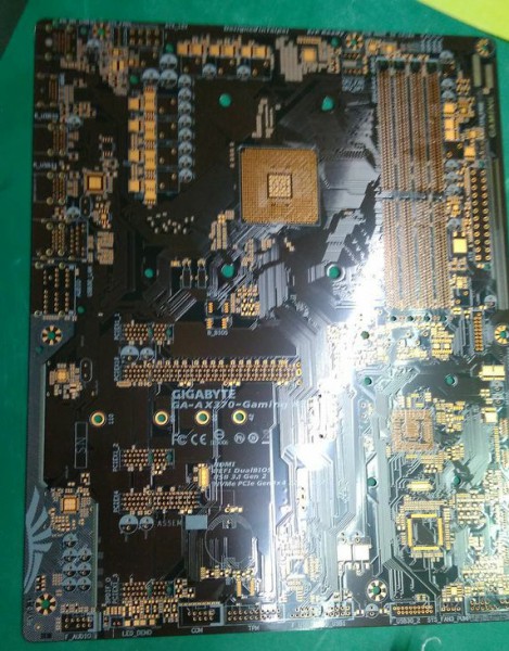 Gigabyte AX370-Gaming X