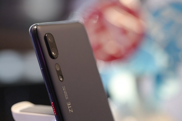 ZTE Axon 10s Pro