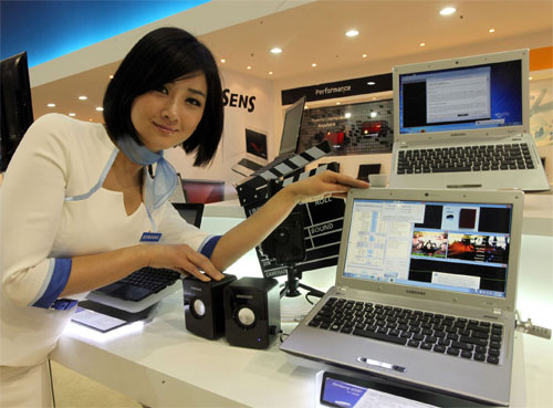 Laptop Showcase