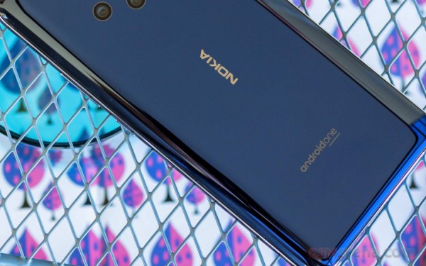 Nokia 8.2