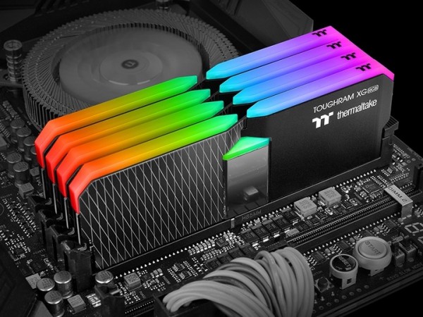 Thermaltake TOUGHRAM XG RGB