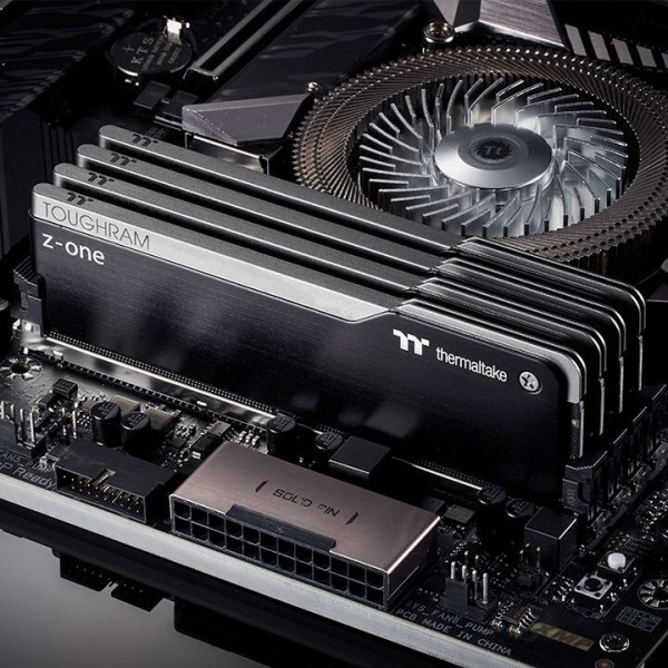 Thermaltake Toughram Z-One DDR4