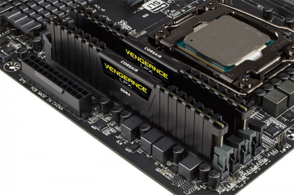 Corsair Vengeance LPX DDR4-4600 16 Гбайт