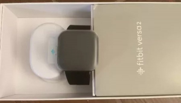 Fitbit Versa 2