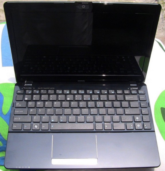 ASUS Eee PC 1215N