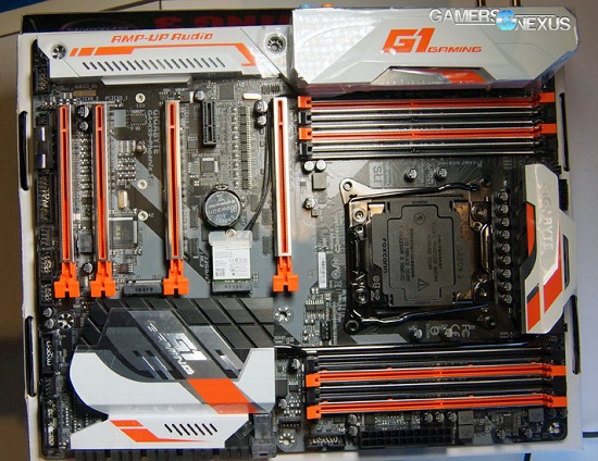 Gigabyte X99 Phoenix SLI G1