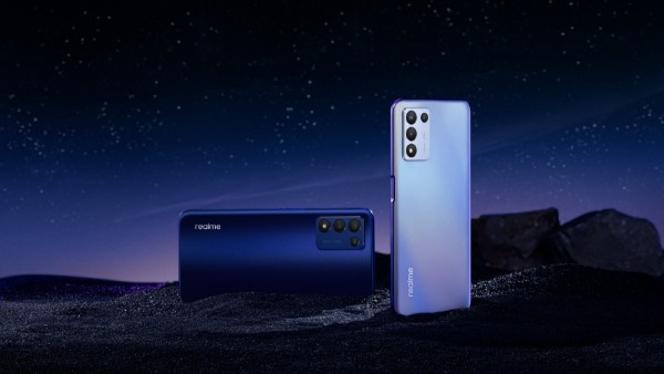 Realme Q3s