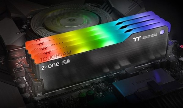 Thermaltake TOUGHRAM Z-ONE RGB Memory